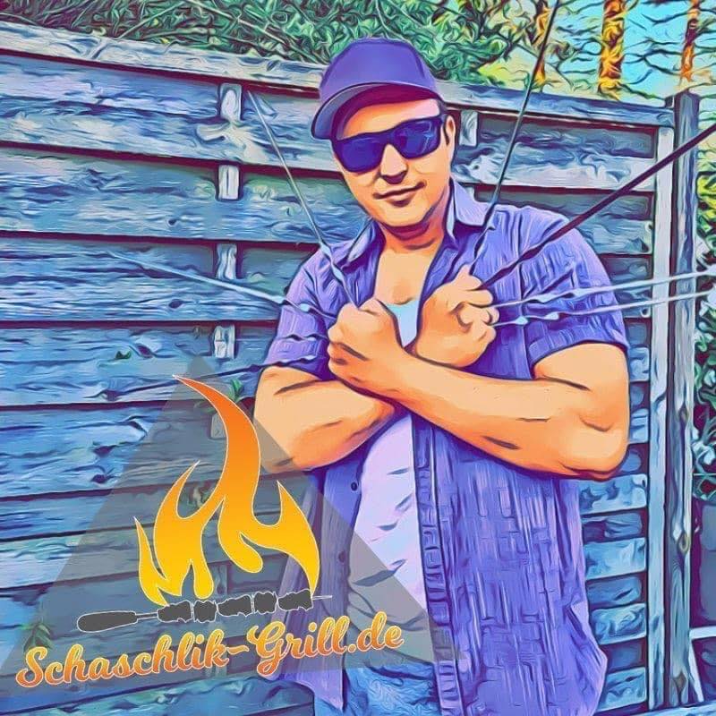 Sascha von Schaschlik-Grill.de am Mangal
